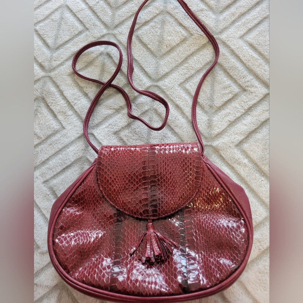 Lisette, Vintage Burgundy Snake Leather Women's Purse